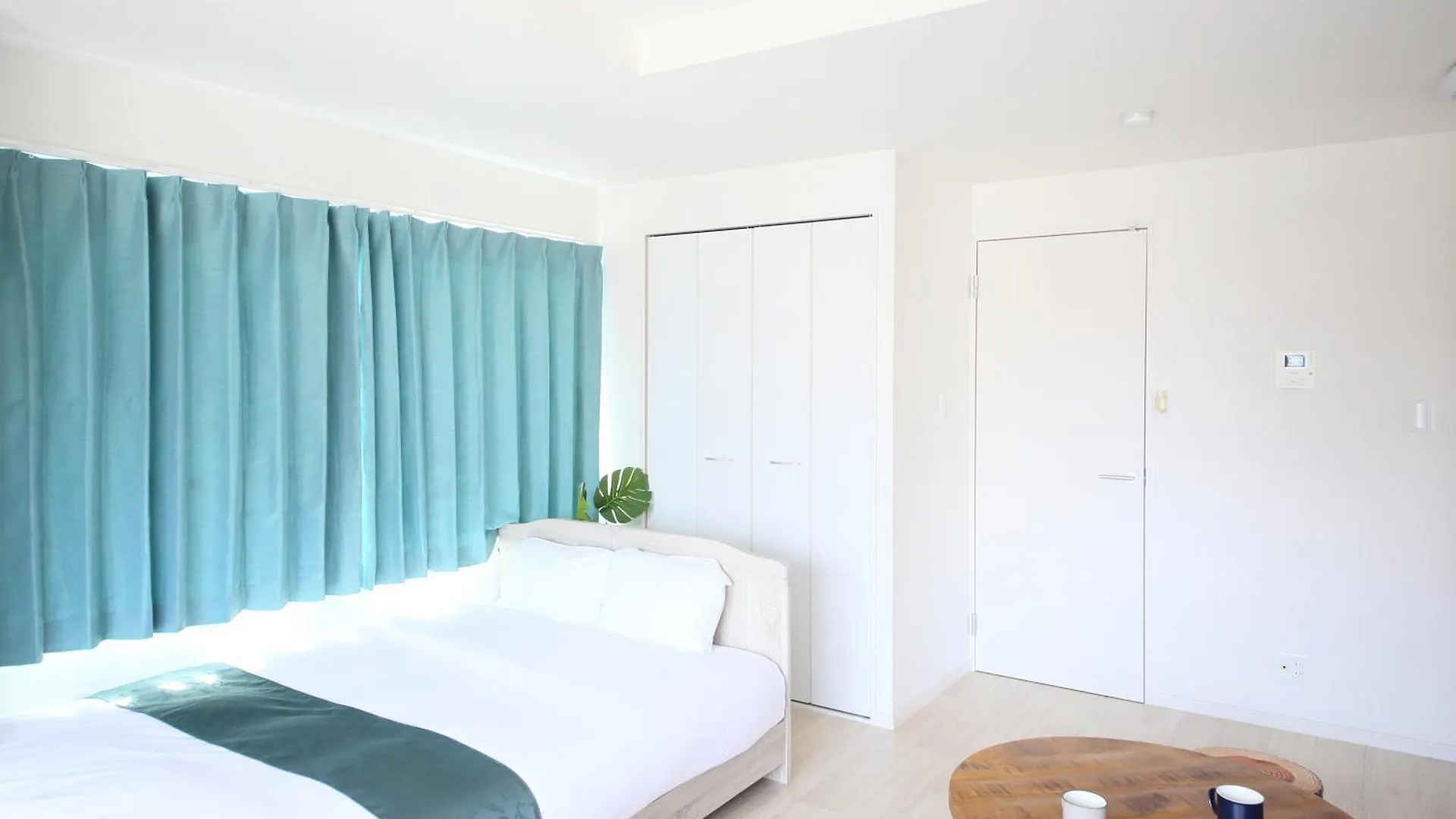 Apartment 大阪ハウス701 Near Namba And Kuromon Market And Den Den Town & Direct To Kix Japan